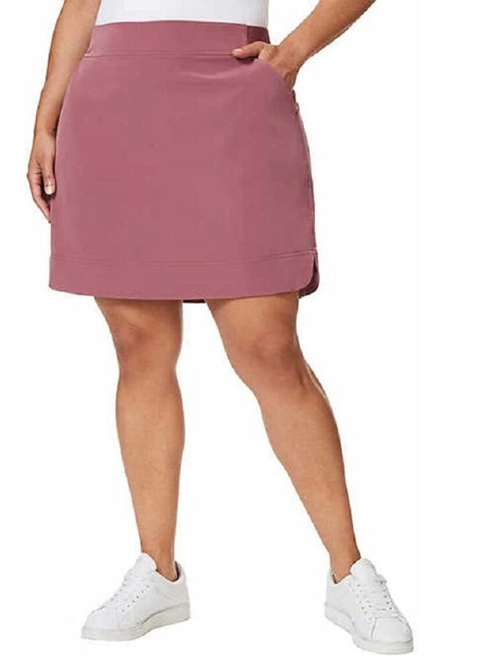 NWT 32* Degrees Skort. Size Large